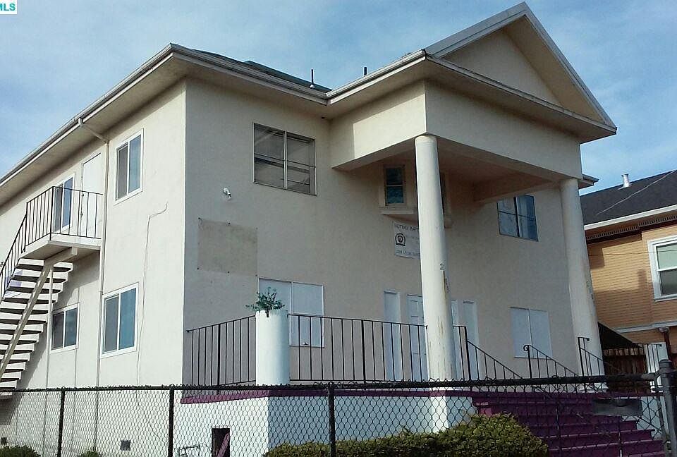 2nd image of 2103 24th Ave