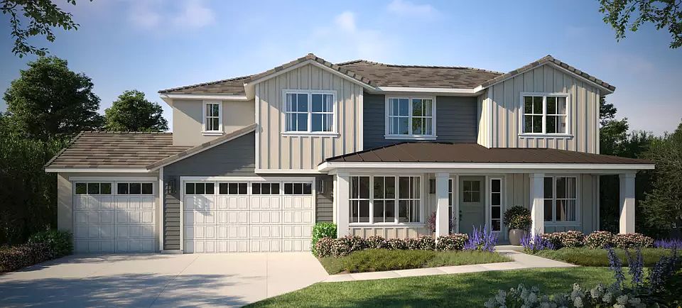 Coastal Farmhouse Elevation at Vistas Mockingbird Canyon