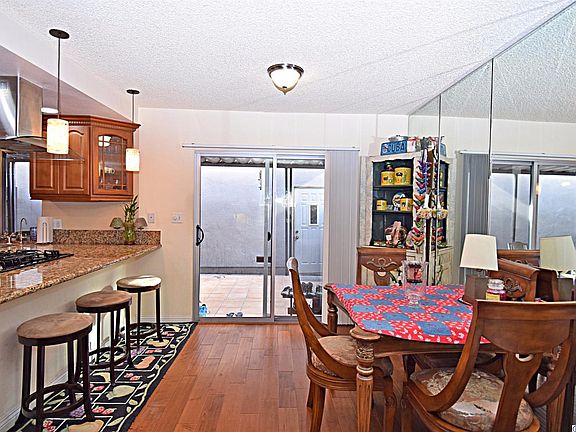 4th image of 8720 1/2 Wyngate St