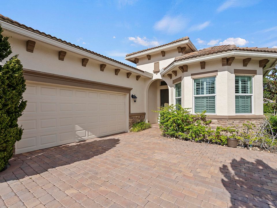 1st image of 10937 SW Visconti Way