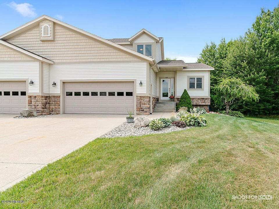 1st image of 5631 W Sandalwood Cir