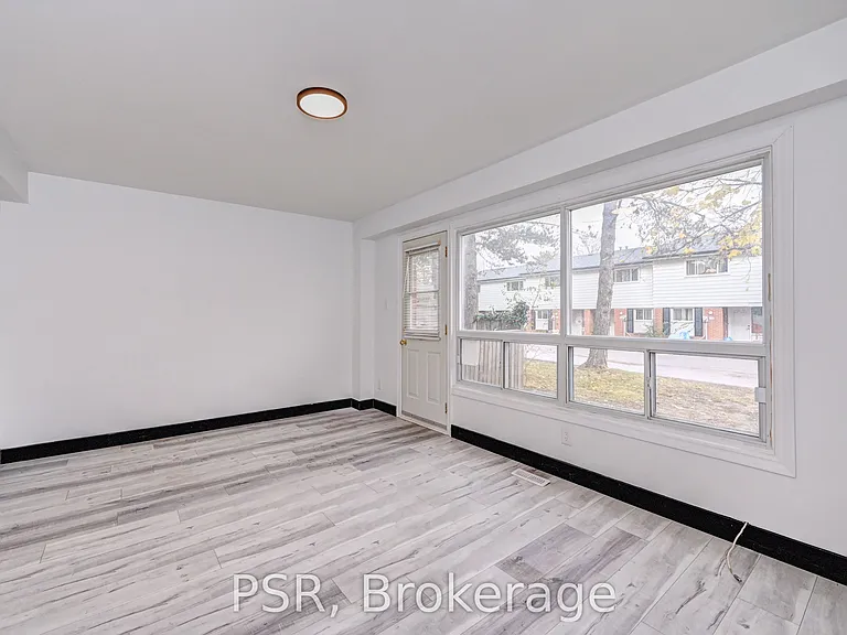 516 Sunnydale Pl #E — Photo 2