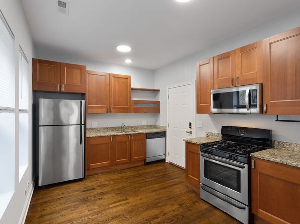 7526-7530 N Seeley Ave #305