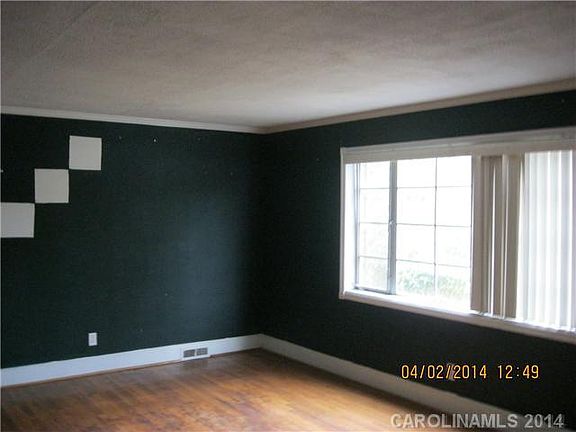 2nd image of 7016 Lakeside Dr E