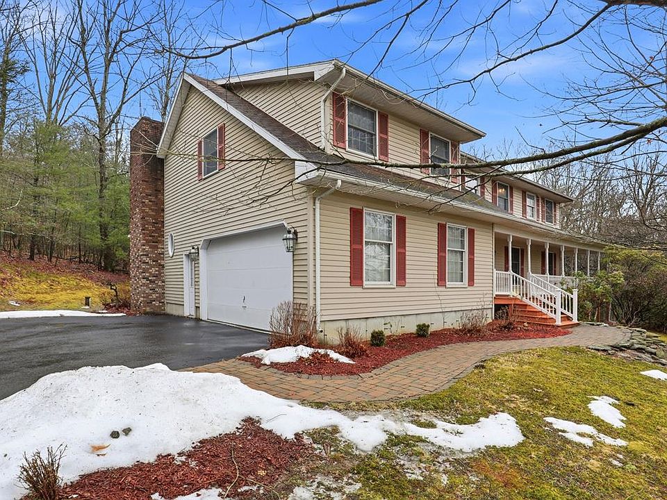 1st image of 534 Queen Esther Dr