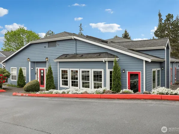 16817 Larch Way #B202, Lynnwood, WA 98037