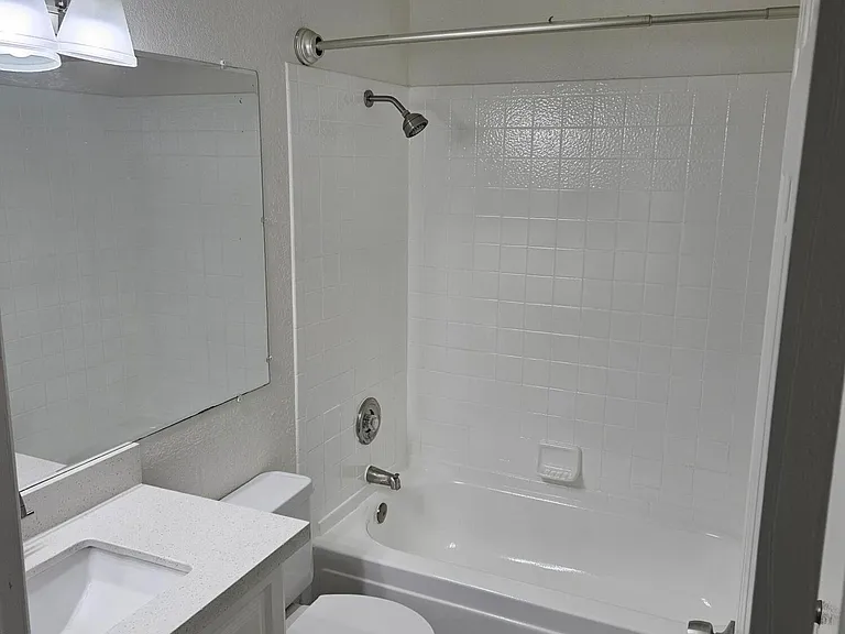 3810 E Earll Dr #208A — Photo 11