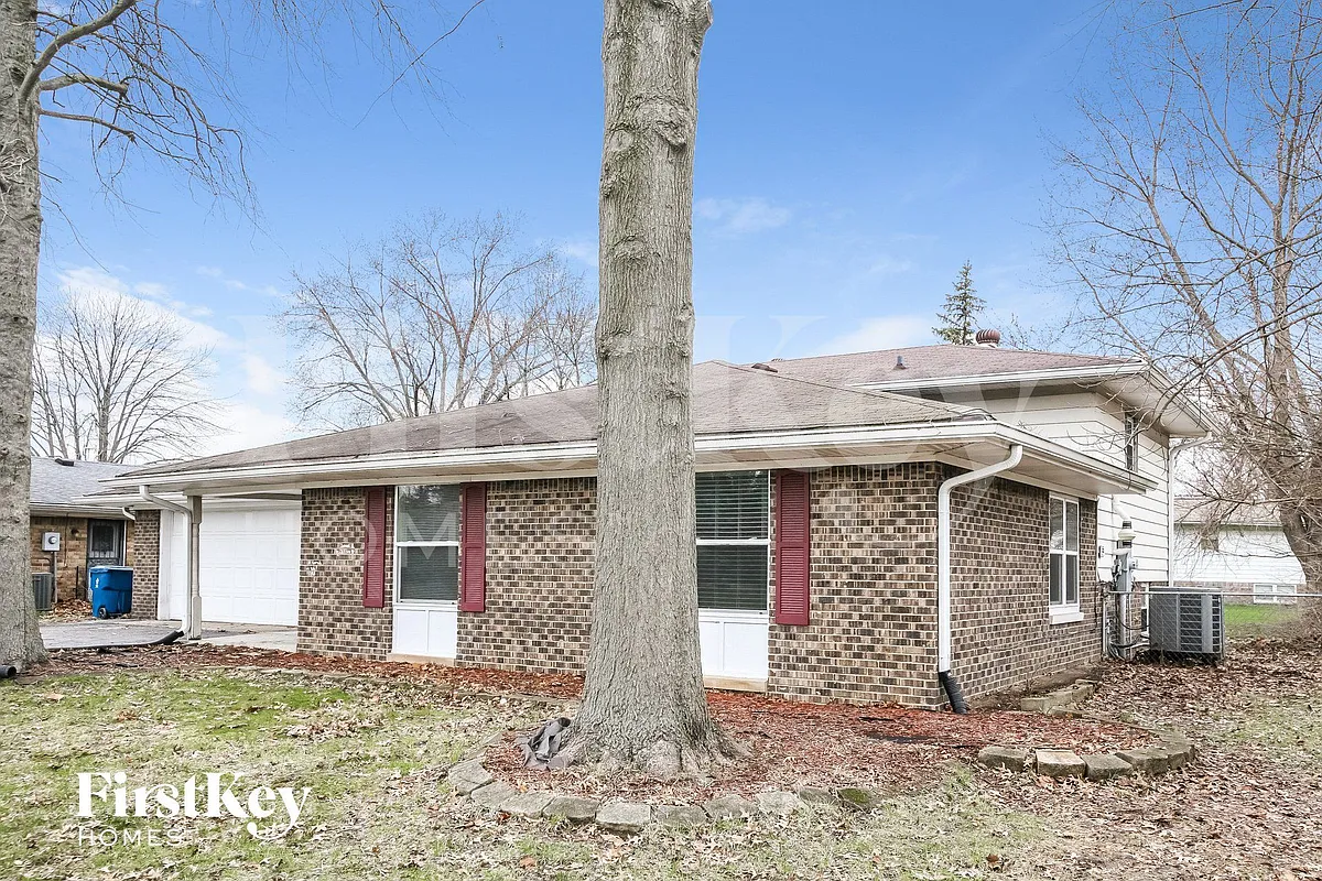 Building Photo - 9570 Gemini Dr