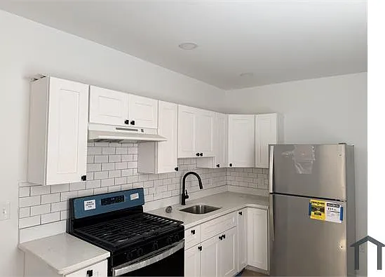 2 bed, $1,600 — Photo 2