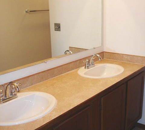 5th image of 3385 Granger Ave S APT 17