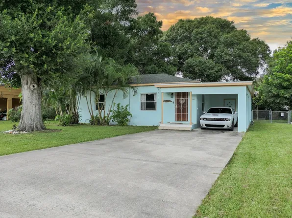 1103 Beach Court, Fort Pierce, FL 34950