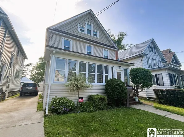 725 Deer St, Dunkirk, NY 14048