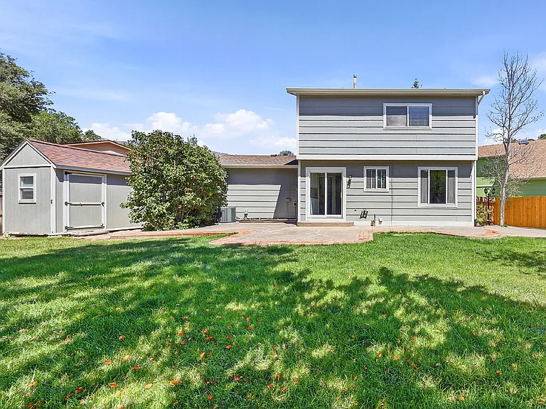2115 Golden Barrel Ct — Photo 23