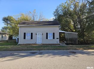 1110 E 10th St, Muscatine, IA 52761