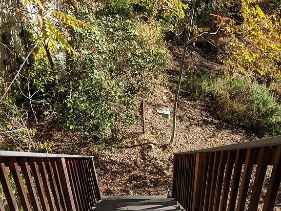 4th image of 264 McCormick Dr