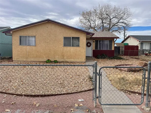 2317 Cheyenne Ave, Pueblo, CO 81003