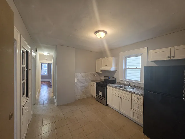 22 Melville Pl #1 — Photo 6