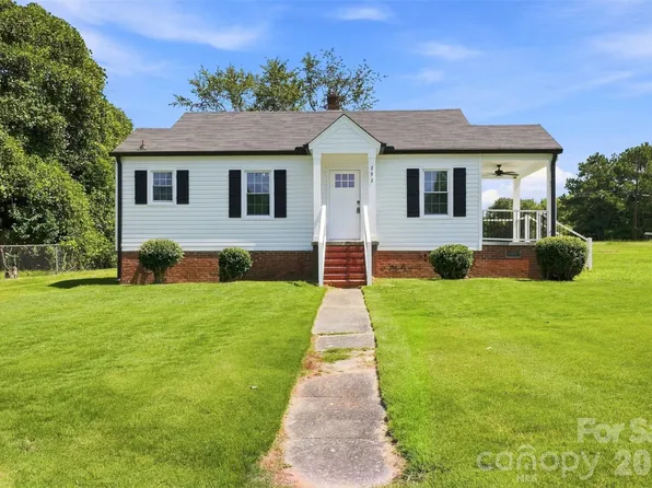 203 Magnolia Ave, Great Falls, SC 29055