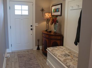 16 Waterside Way, Ottawa, IL 61350