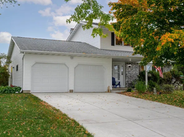 3218 Davidson St, Cross Plains, WI 53528