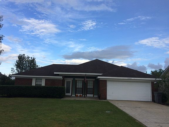 5th image of 5801 Berwick Ln