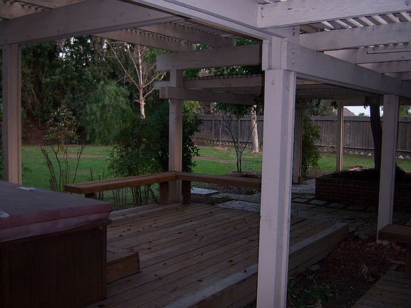 Very Private & Quiet Neighborhood