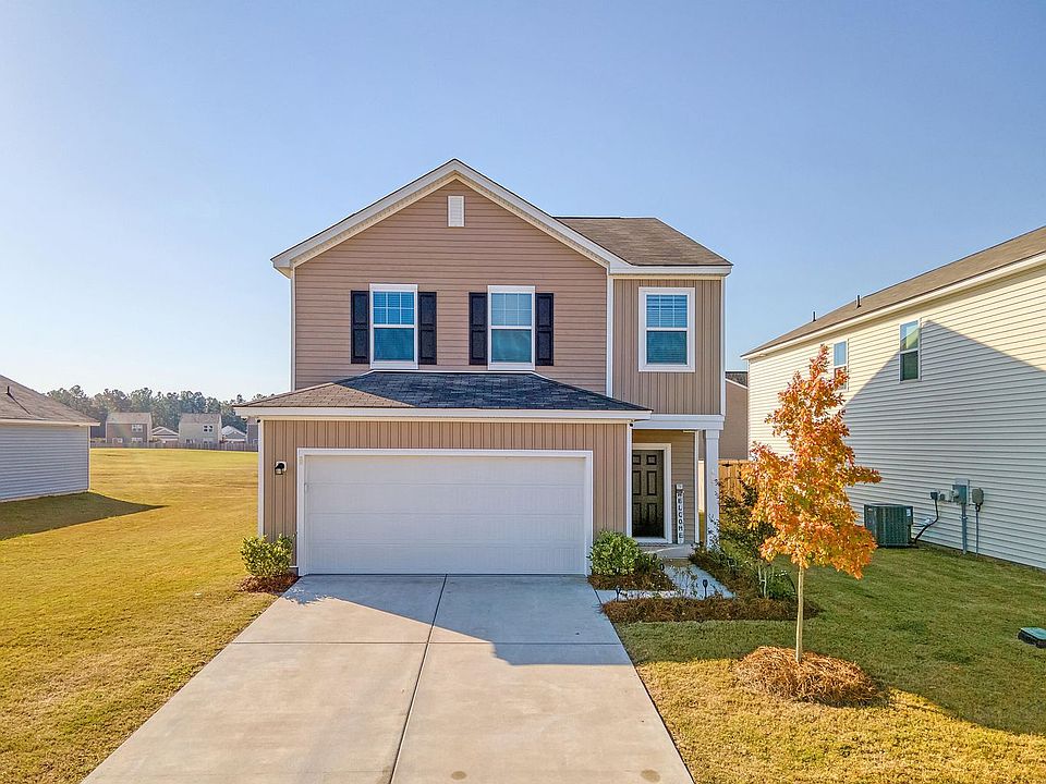 1st image of 487 Pender Woods Dr