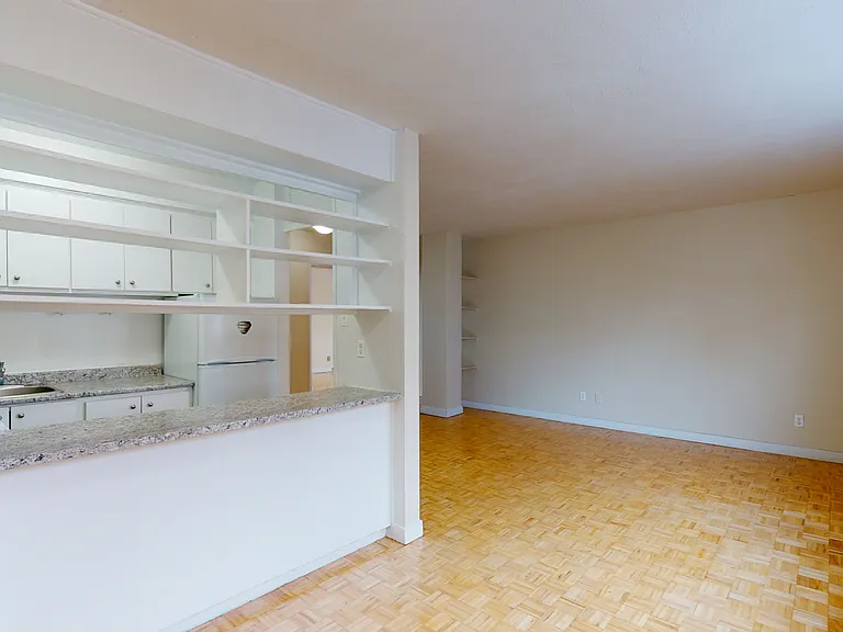 335 Cooper St — Photo 48
