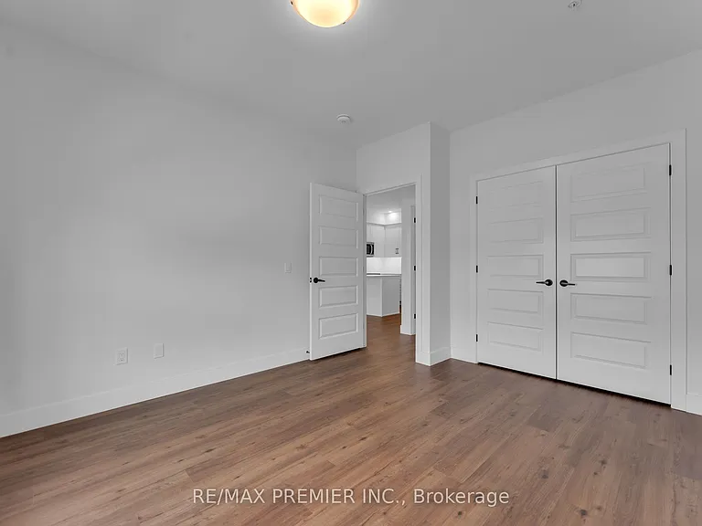 1000 Lackner Pl #215 — Photo 24