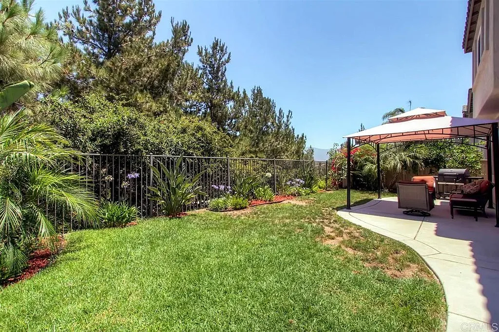 961 Bryce Canyon Ave — Photo 4
