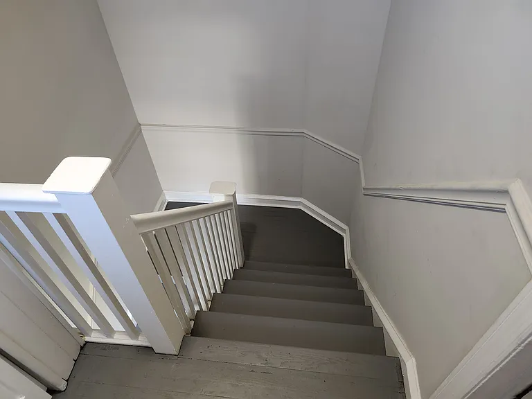 611 Glenview St #2 — Photo 18