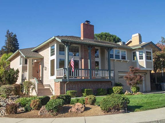 2nd image of 898 Bowen Ave