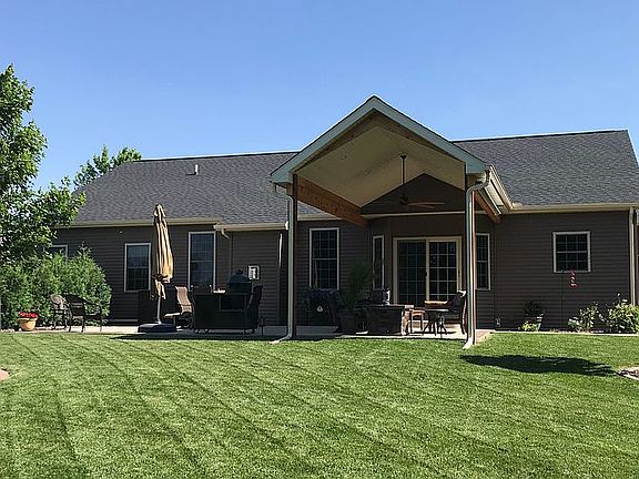 2nd image of 622 Westminster Dr