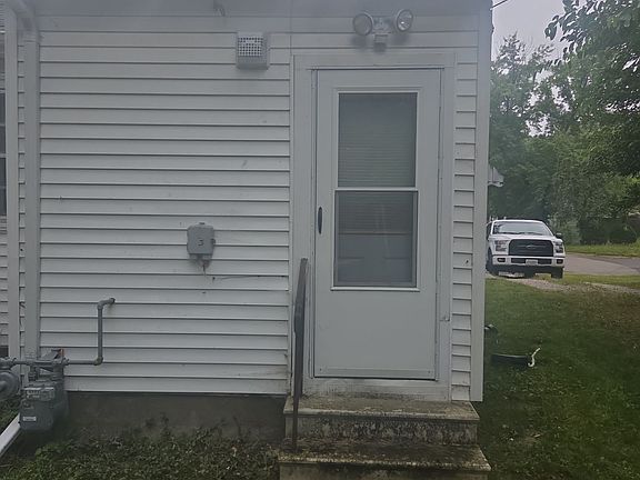 4th image of 1034 S Tonti Cir