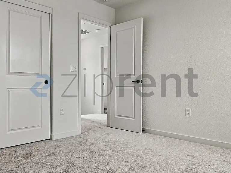 10110 Elise Way — Photo 31