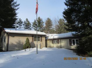 N6584 Left Foot Lake Rd, Crivitz, WI 54114