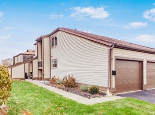891 Westbury Ln S, Columbus, OH 43228