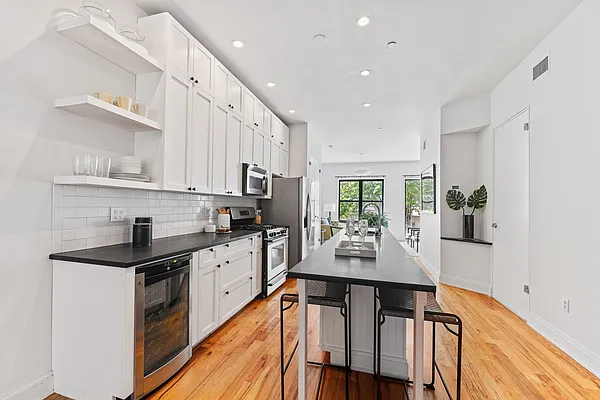 Sold by Compass | media 4