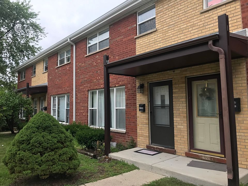 205 Linn Ct APT C, North Aurora, IL 60542 Zillow
