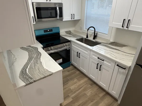 2707 52nd Avenue Ter W, Bradenton, FL 34207