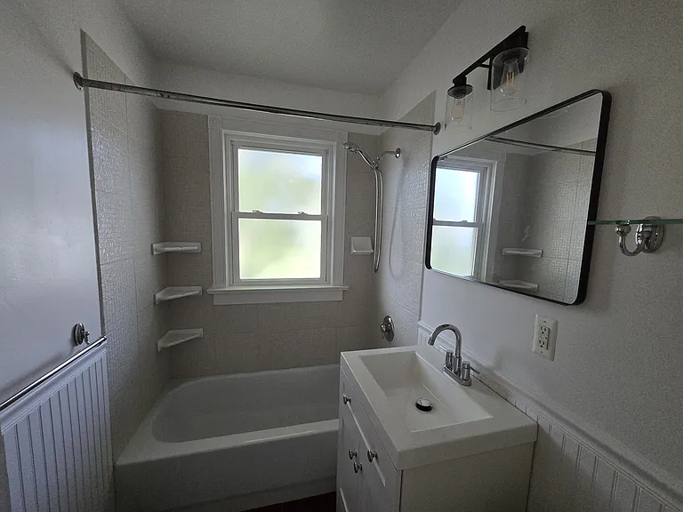 2904 Wolcott St — Photo 11