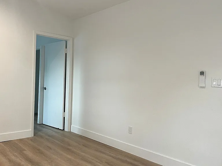 3603 Charles Ave — Photo 34