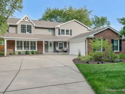 1558 Apache Dr, Naperville, IL, 60563