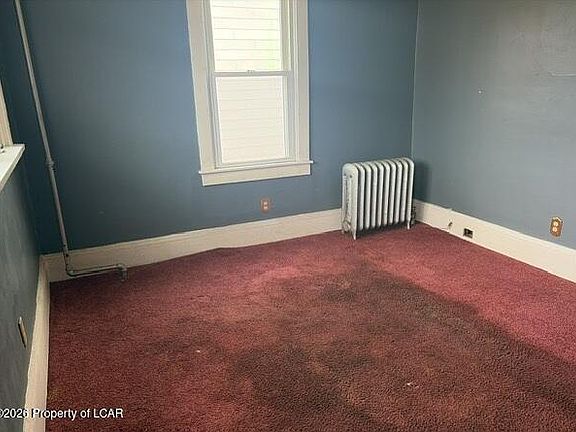 5th image of 74 Mason St