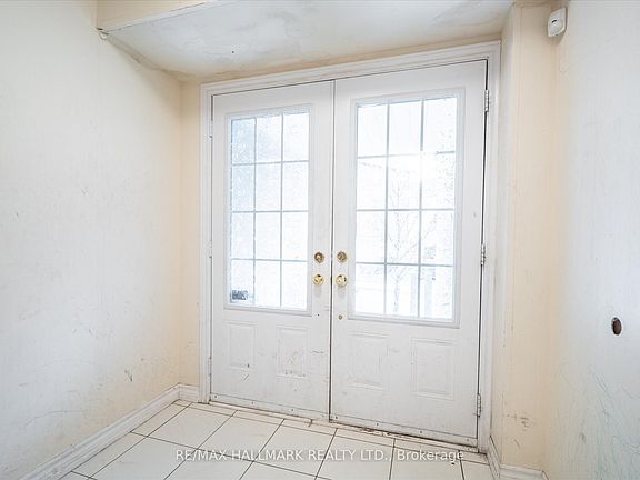 5th image of 10 Rabbit Run Way