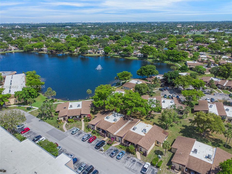 1st image of 300 Berkley Rd APT 108