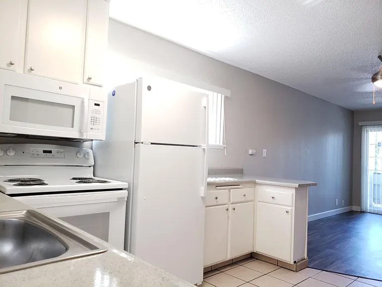1501 Detroit Ave — Photo 1