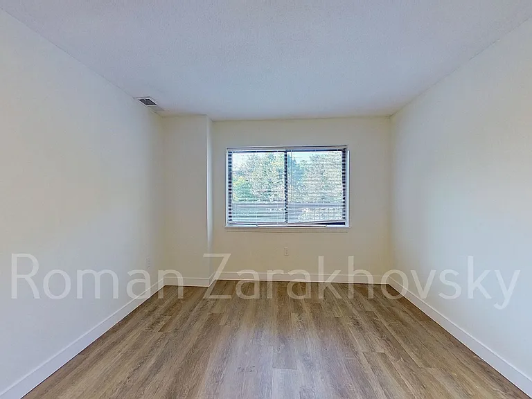 16 Webster Ave #1 — Photo 21