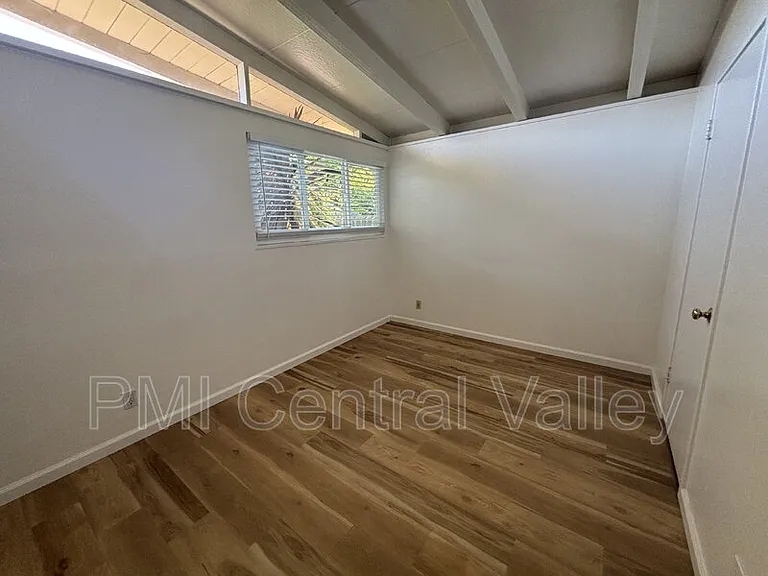 944 Bridgewood Way — Photo 28