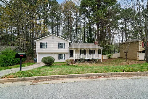1605 Sugar Plum Dr SW Photo 1